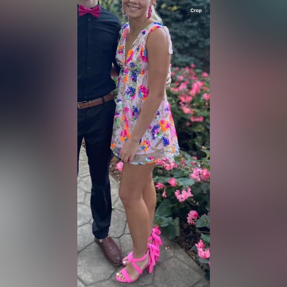 💗Deep V-neck Pink Dress💗